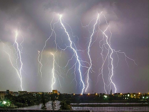 雷电