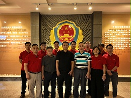 迈世参观
